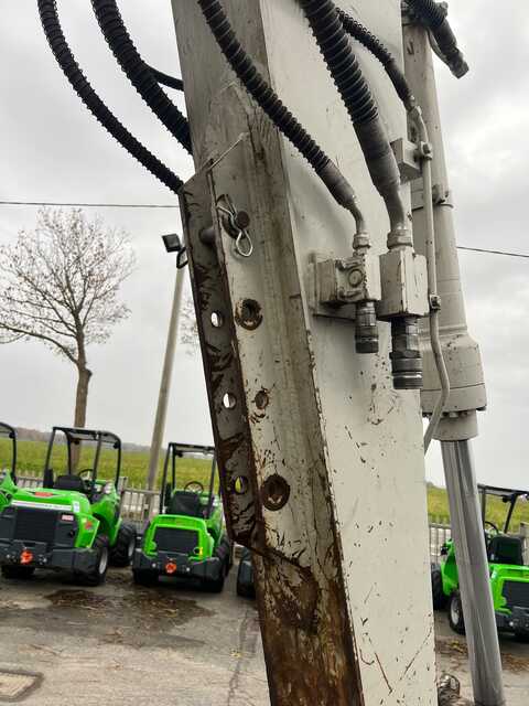 Koop een tweedehands Takeuchi TB 2150R Compleet - Graafmachine / lader / verreiker - Image #8