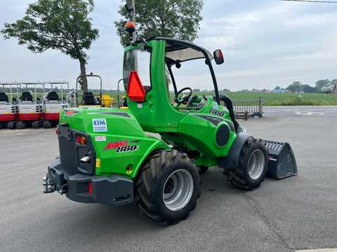 Huur een Avant 860i - Lader - Image #4