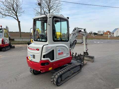 Koop een tweedehands Takeuchi TB225 Extra - Graafmachine / lader / verreiker - Image #3