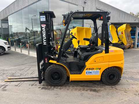 Koop een tweedehands Hyundai 25D-9V - Heftruck - Image #1