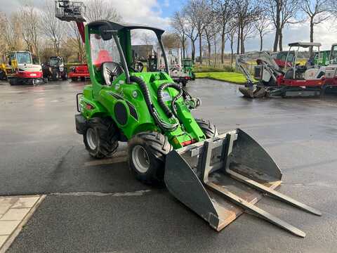 Koop een tweedehands Avant 645i TDL - Graafmachine / lader / verreiker - Image #3