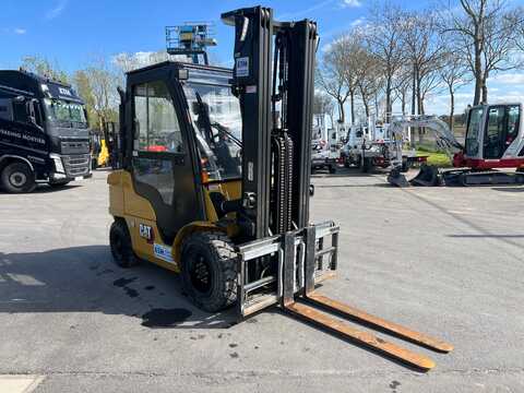 Huur een CAT DP30 - Dieselheftruck - Image #3