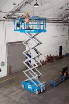 Koop een Genie GS3246 - Ciseaux de levage - Image #1