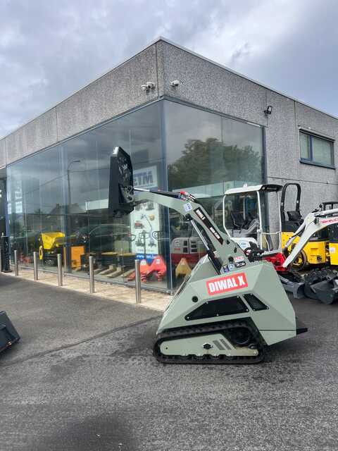 Huur een Boleo SV25X - Lader - Image #1