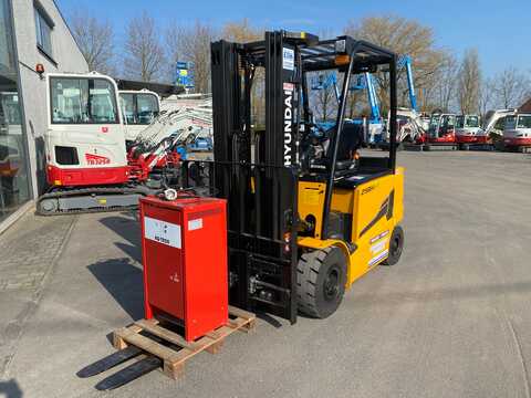 Koop een tweedehands Hyundai 25BH-9 - Heftruck - Image #2