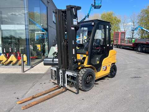 Huur een CAT DP30 - Dieselheftruck - Image #2