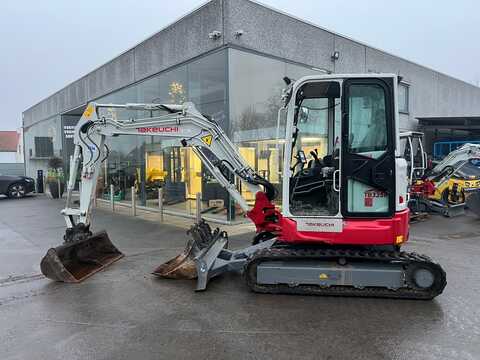 Huur een Takeuchi TB335R - Graafmachine - Image #1