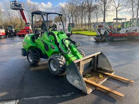 Koop een tweedehands Avant 755i - Graafmachine / lader / verreiker - Image #3