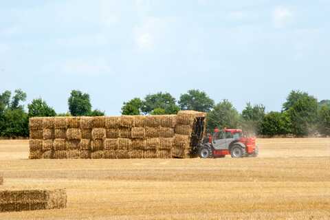 Koop een Manitou MLT 1040-145 PS+L - Télescopique agricole - Image #3