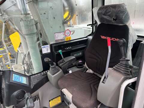 Koop een tweedehands Takeuchi TB 2150R Compleet - Graafmachine / lader / verreiker - Image #6