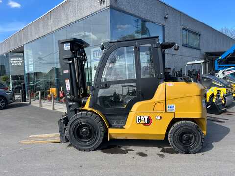 Huur een CAT DP50CN - Dieselheftruck - Image #1