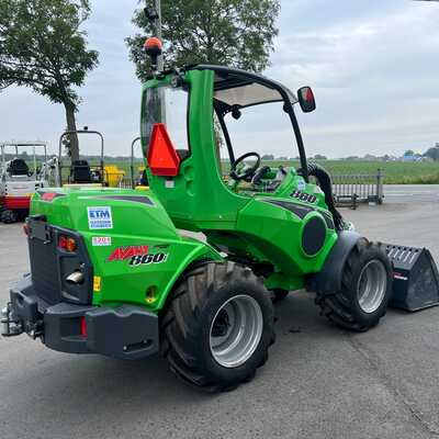 Huur een Avant 860i - Lader - Image #4