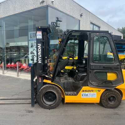 Koop een tweedehands Hyundai 35DN-9V - Heftruck - Image #1