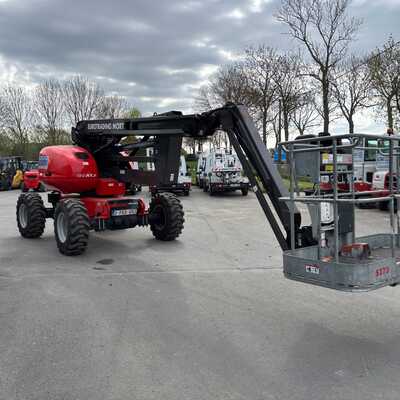 Huur een Manitou 180 ATJ - Knikhoogwerker diesel - Image #3