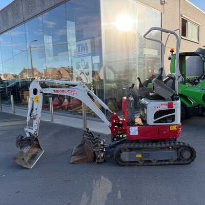 Koop een tweedehands Takeuchi TB210R - Graafmachine / lader / verreiker - Image #1