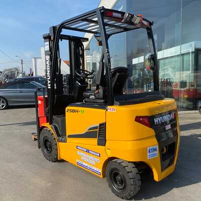 Koop een tweedehands Hyundai 25BH-9 - Heftruck - Image #5