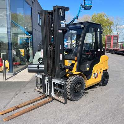 Huur een CAT DP30 - Dieselheftruck - Image #2