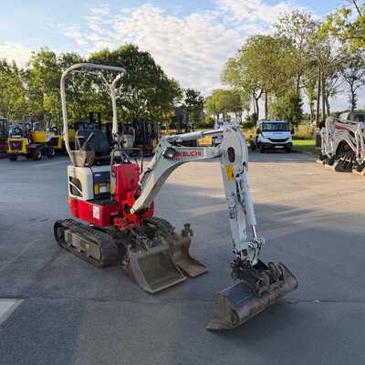 Koop een tweedehands Takeuchi TB210R - Graafmachine / lader / verreiker - Image #3