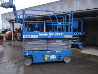 Genie GS 3246 Hoogwerker / Schaarlift tweedehands te koop