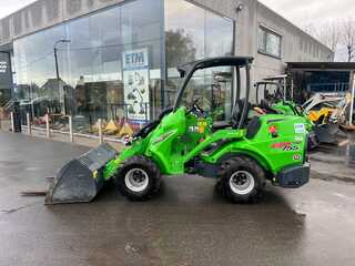 Avant 755i Graafmachine / lader / verreiker tweedehands te koop